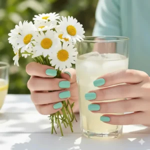 Fresh, bright mint green gel nails manicure for a spring or summer look.
